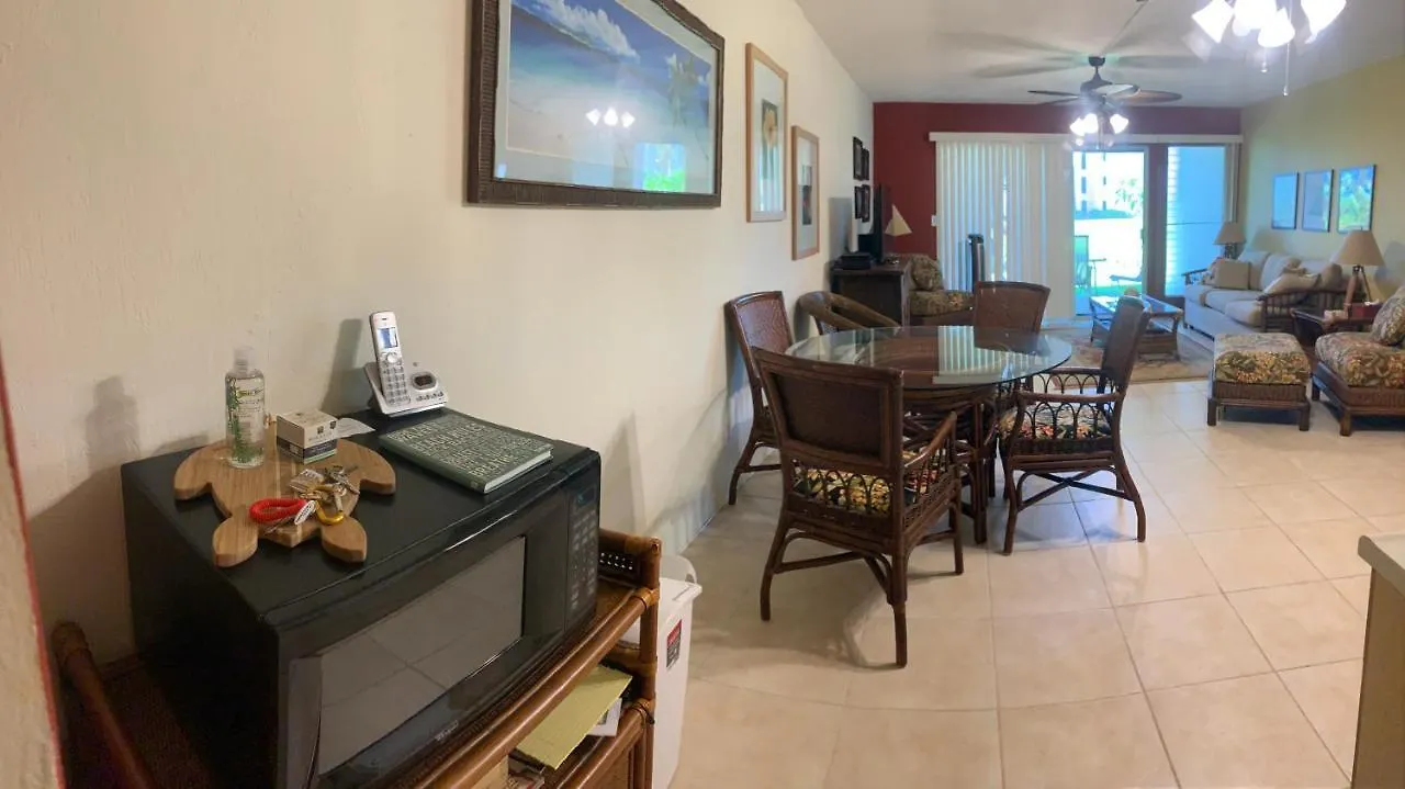 Wavecrest Resort Ualapue Aparthotel