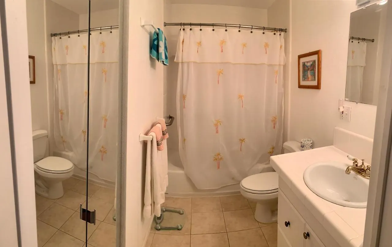 Wavecrest Resort Ualapue Aparthotel