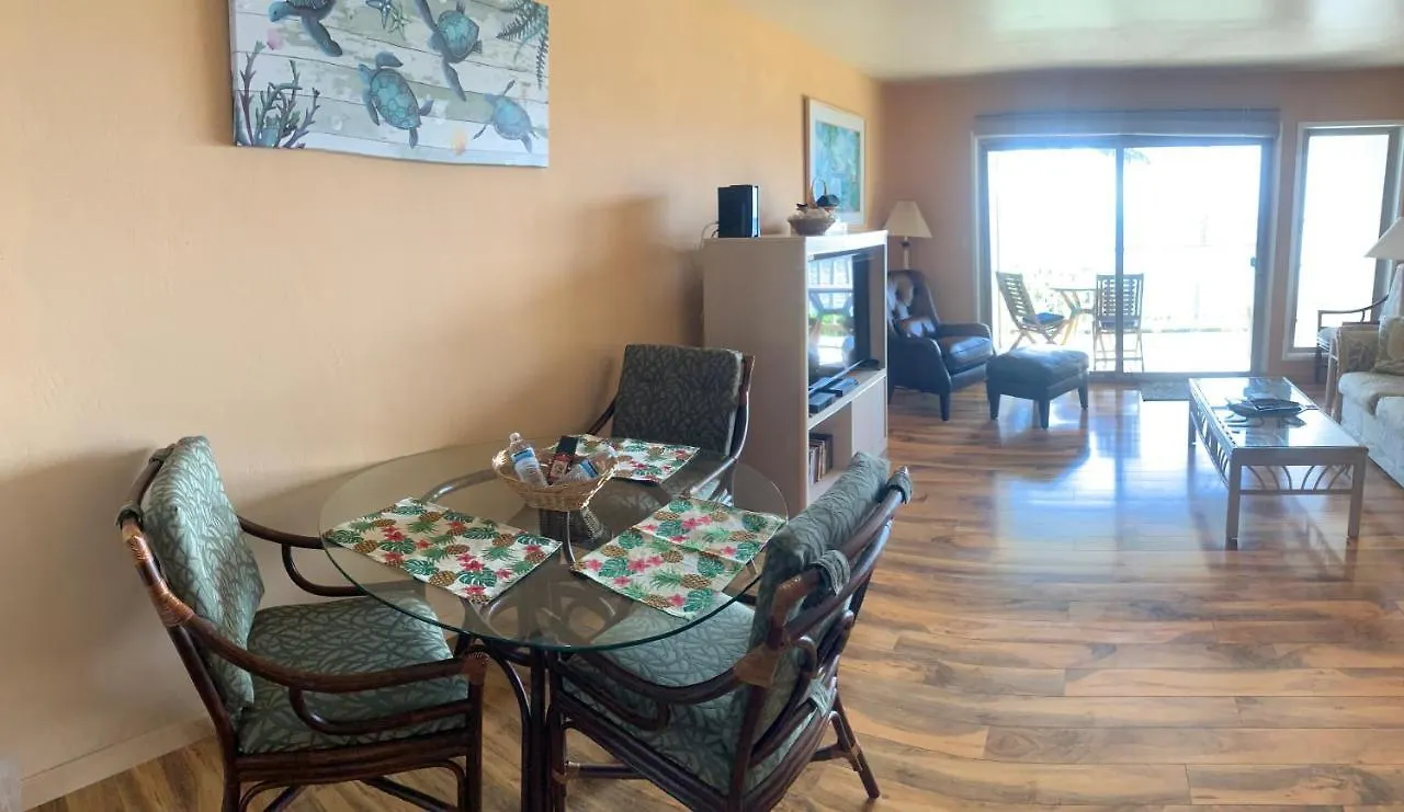 Wavecrest Resort Ualapue 0*,  United States